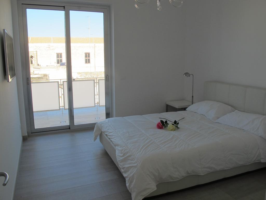 Penthouse Santa Croce Apartment Lecce Ruang foto