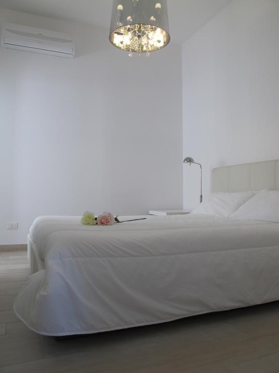 Penthouse Santa Croce Apartment Lecce Ruang foto